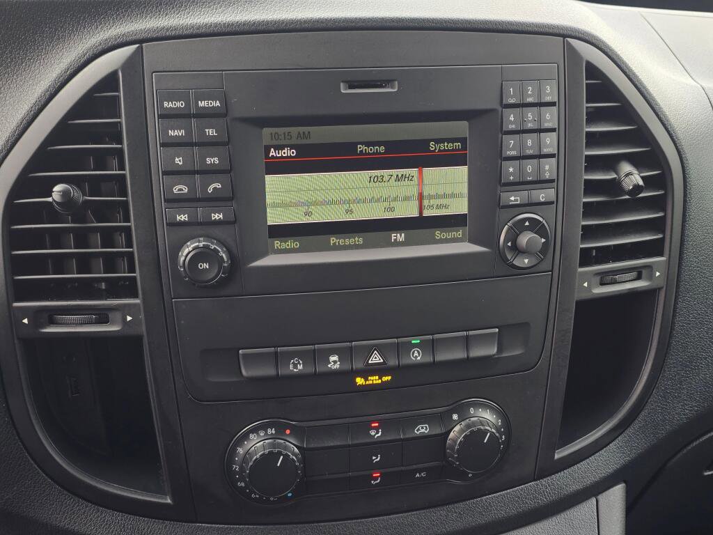 Used 2019 Mercedes-Benz Metris image 17