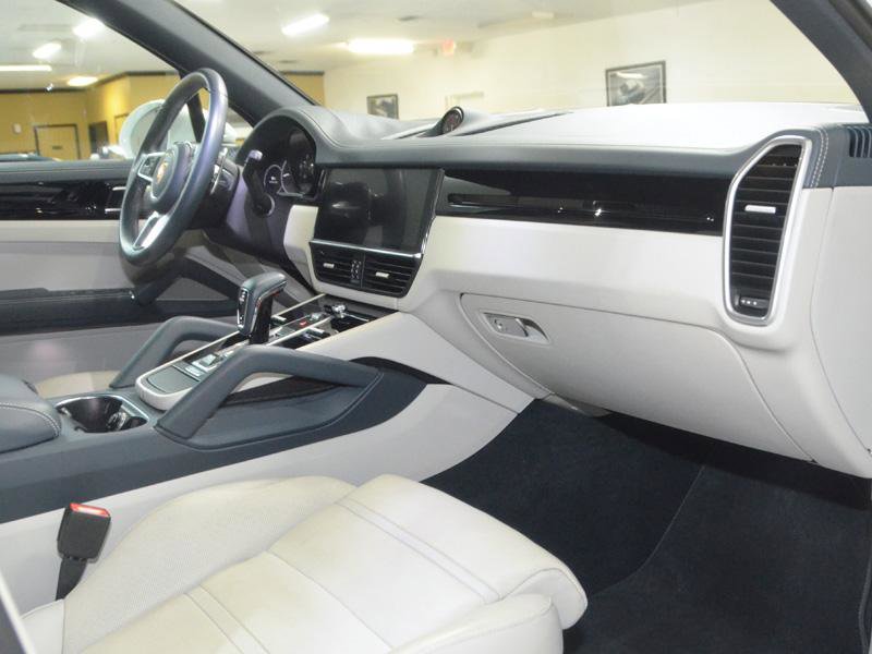 Used 2019 Porsche Cayenne S AWD/4WD image 24