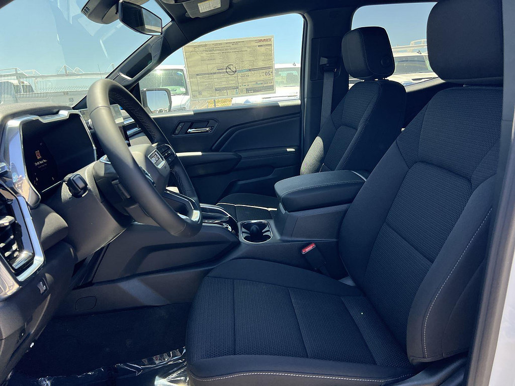 New 2026 GMC Canyon Elevation RWD image 22