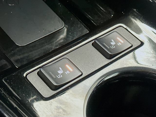 Used 2019 Toyota Prius XLE image 13