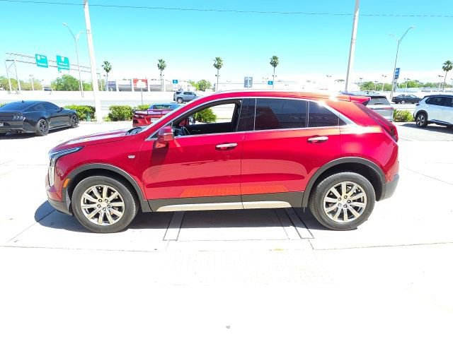 Used 2023 Cadillac XT4 Premium Luxury w/ Enhanced Visibility Package image 7