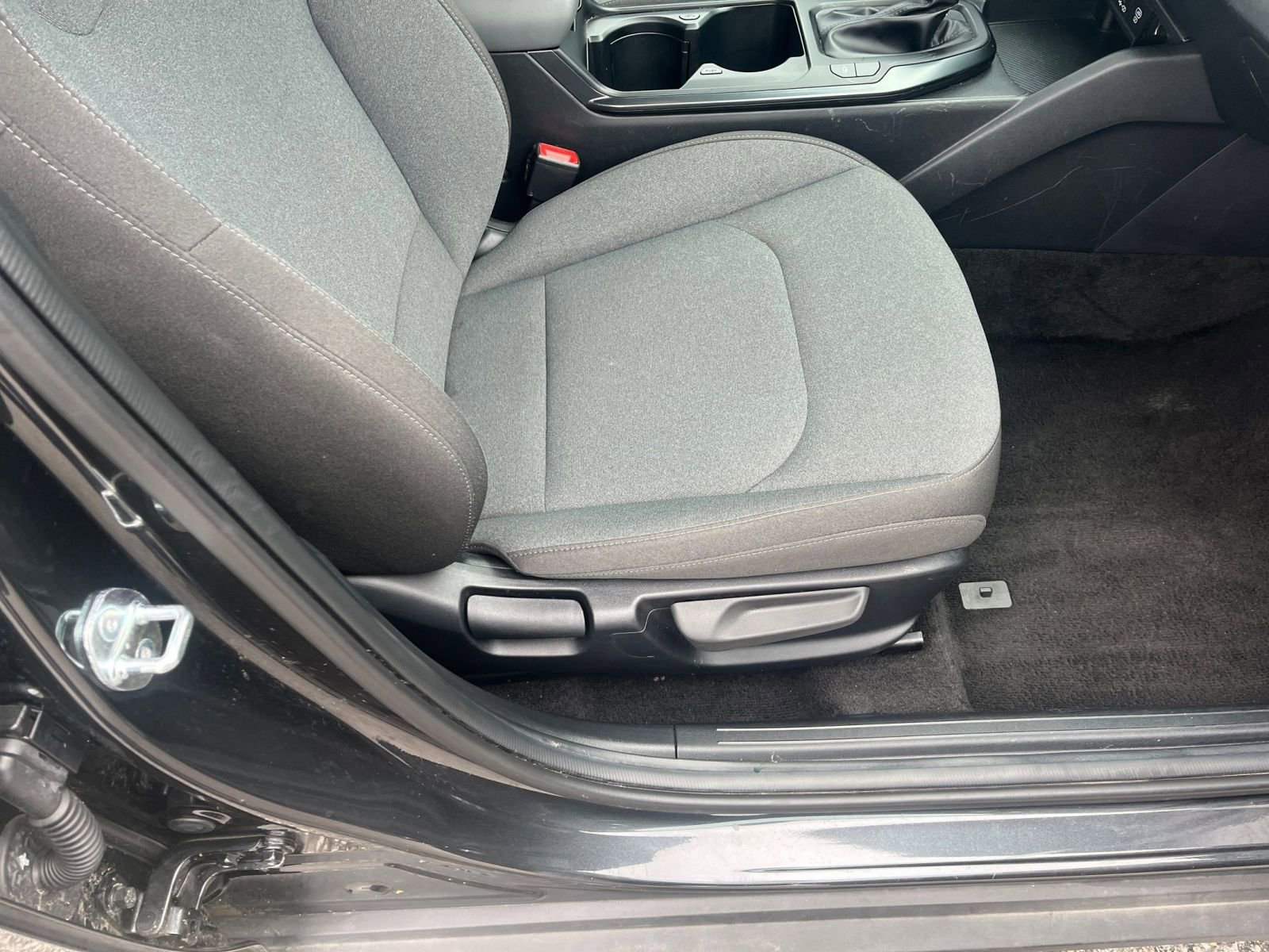 Used 2025 Kia K4 FWD image 25