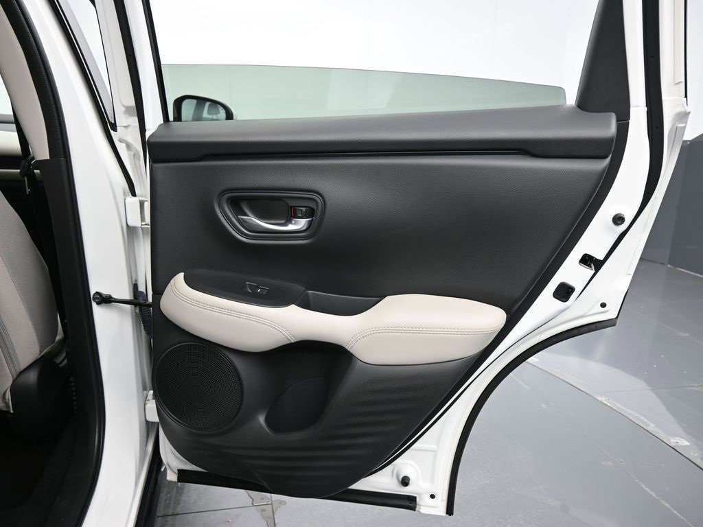 Certified 2026 Honda HR-V LX image 36