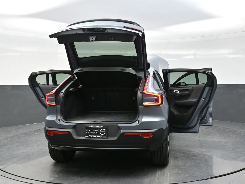 Used 2023 Volvo C40 P8 Recharge Ultimate w/ Protection Package Premier AWD/4WD image 38