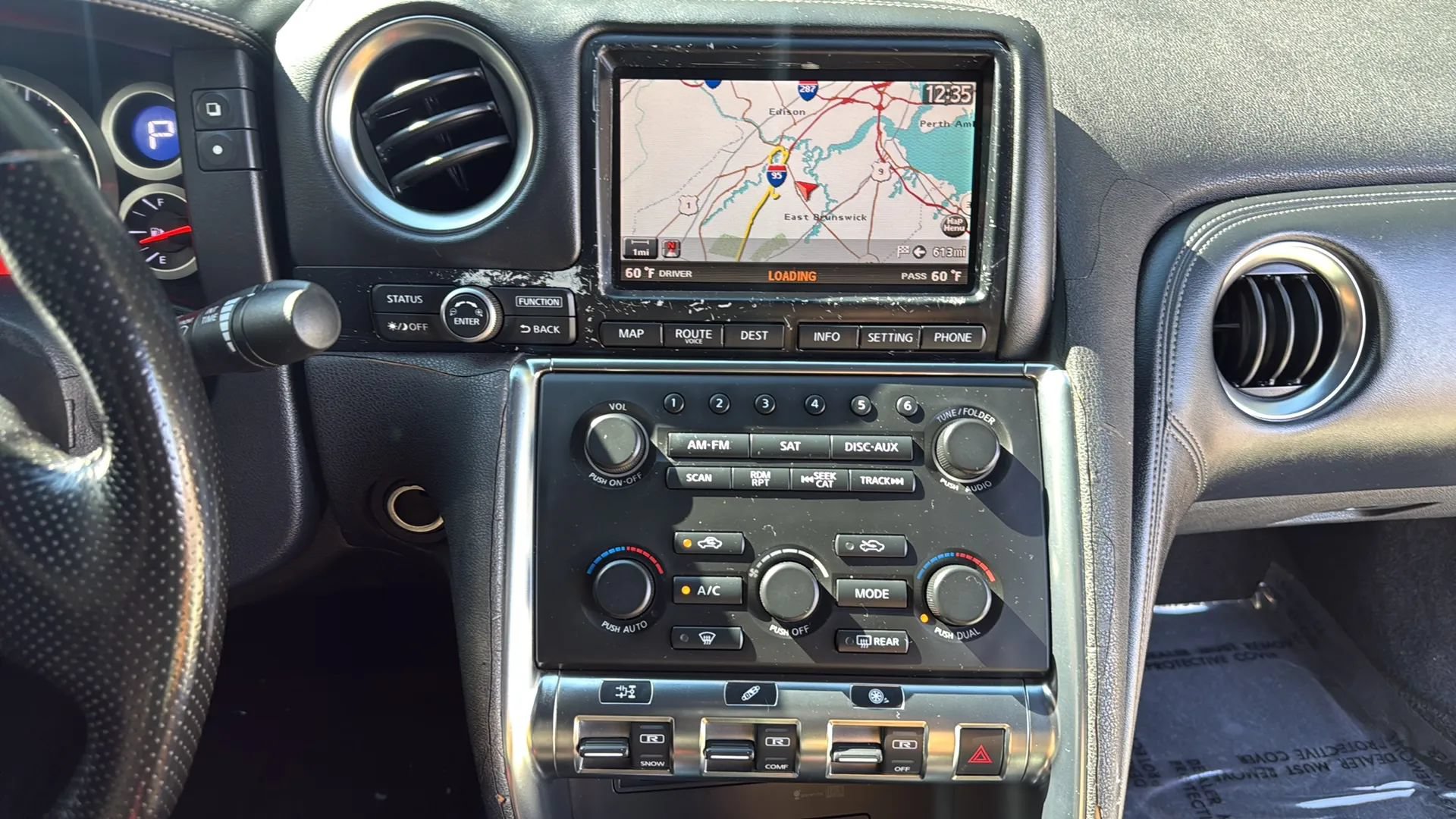 Used 2010 Nissan GT-R Premium AWD/4WD image 27