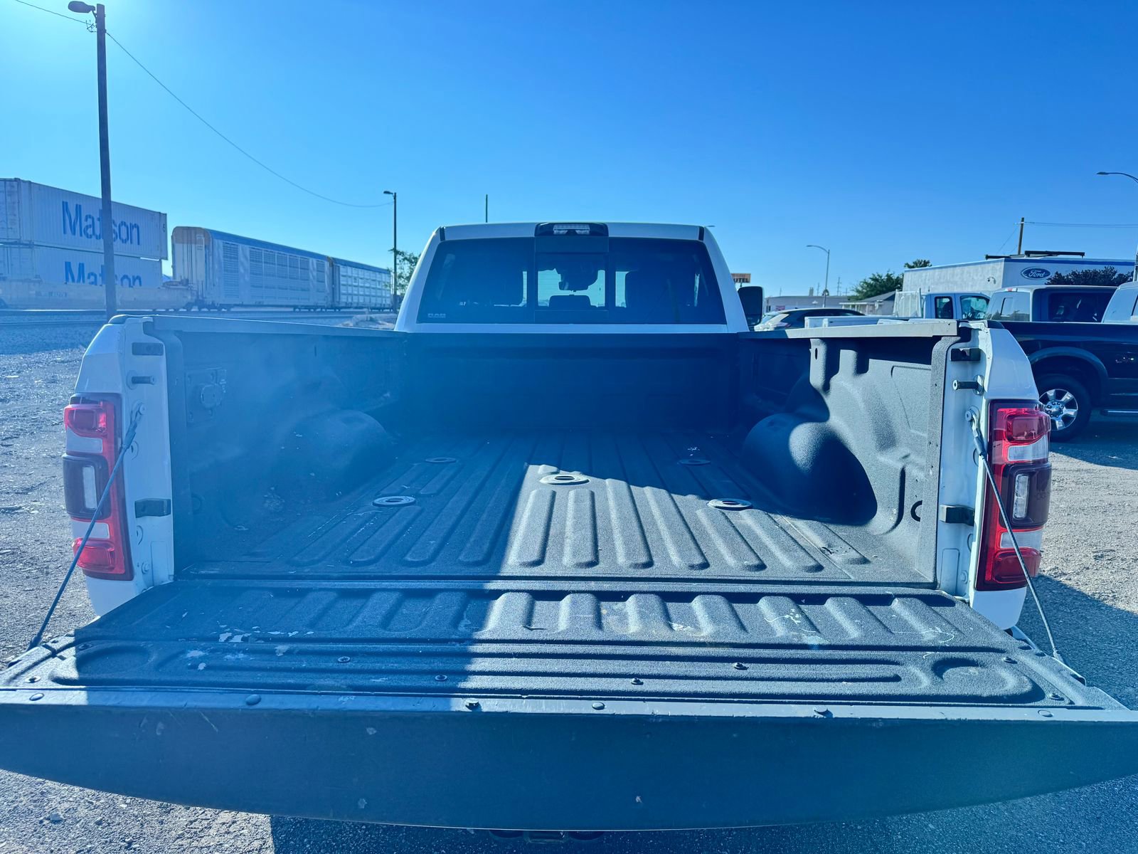 Used 2021 RAM 3500 Laramie image 29