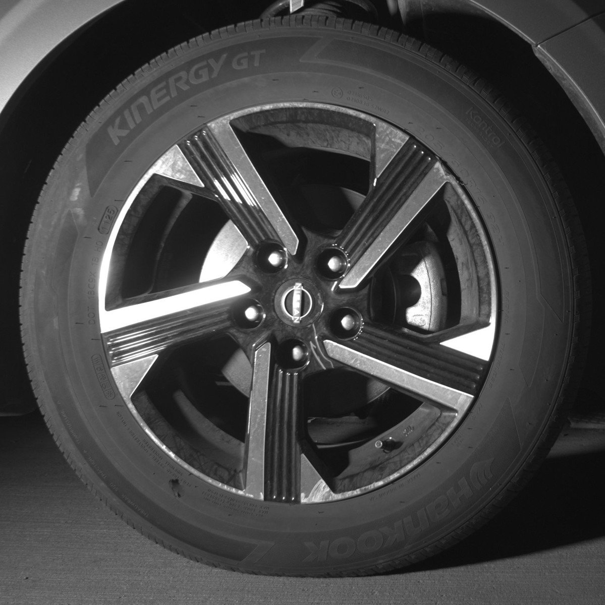 Used 2025 Nissan Sentra SV image 13