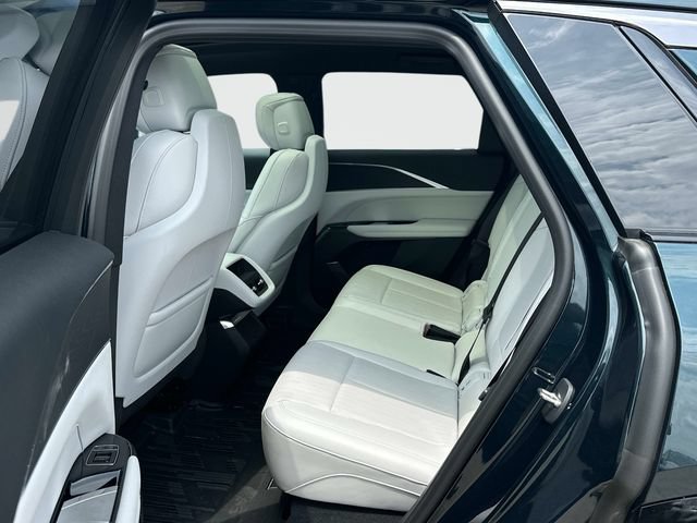 Certified 2024 Cadillac Lyriq Sport w/ LPO, Floor Liner Package AWD/4WD image 17