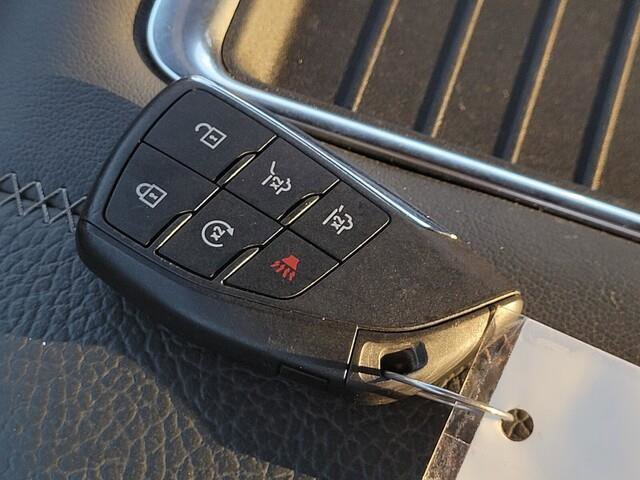 Used 2022 GMC Yukon Denali image 42