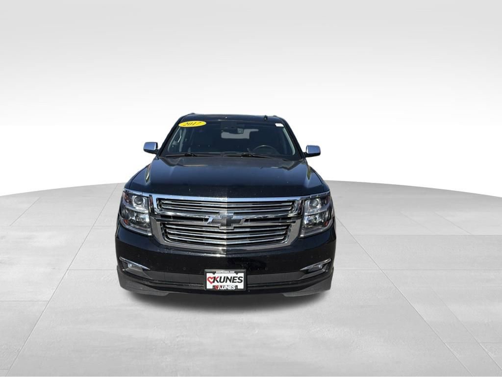 Used 2017 Chevrolet Suburban Premier AWD/4WD image 4