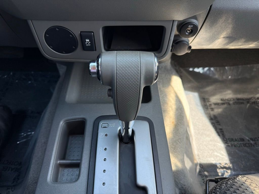 Used 2012 Nissan Frontier SV w/ Sport Appearance Pkg image 26