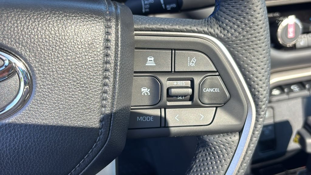 New 2026 Toyota Tundra Platinum w/ TRD Off-Road Package AWD/4WD image 20