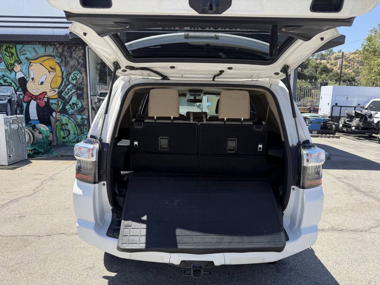 Used 2016 Toyota 4Runner SR5 RWD image 15