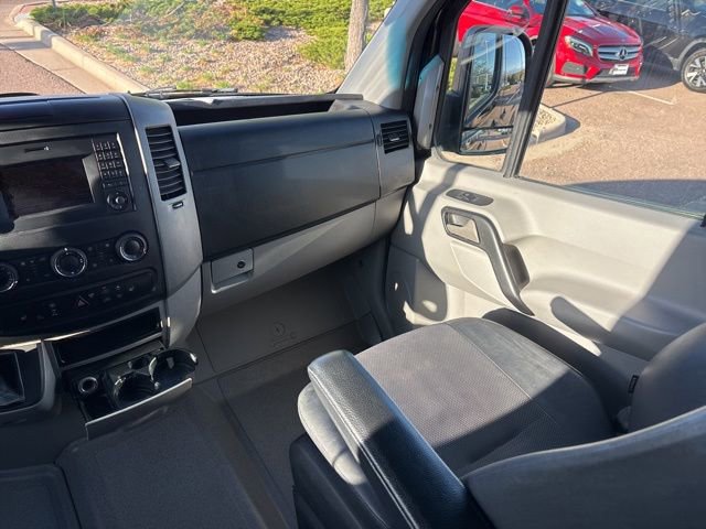 Used 2016 Mercedes-Benz Sprinter 2500 image 20