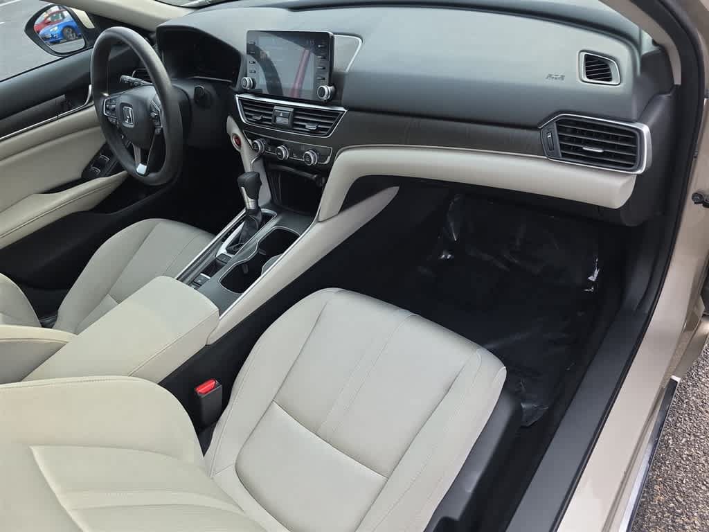 Certified 2018 Honda Accord EX image 11