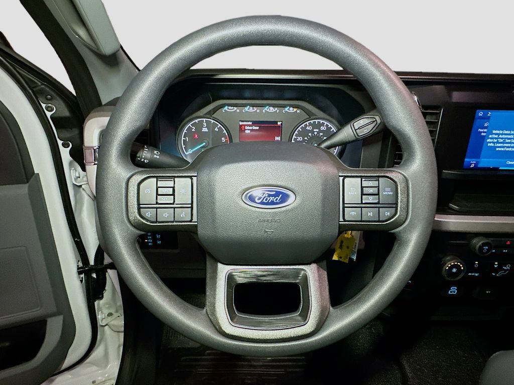 New 2026 Ford F350 XL w/ XL Chrome Package AWD/4WD image 7