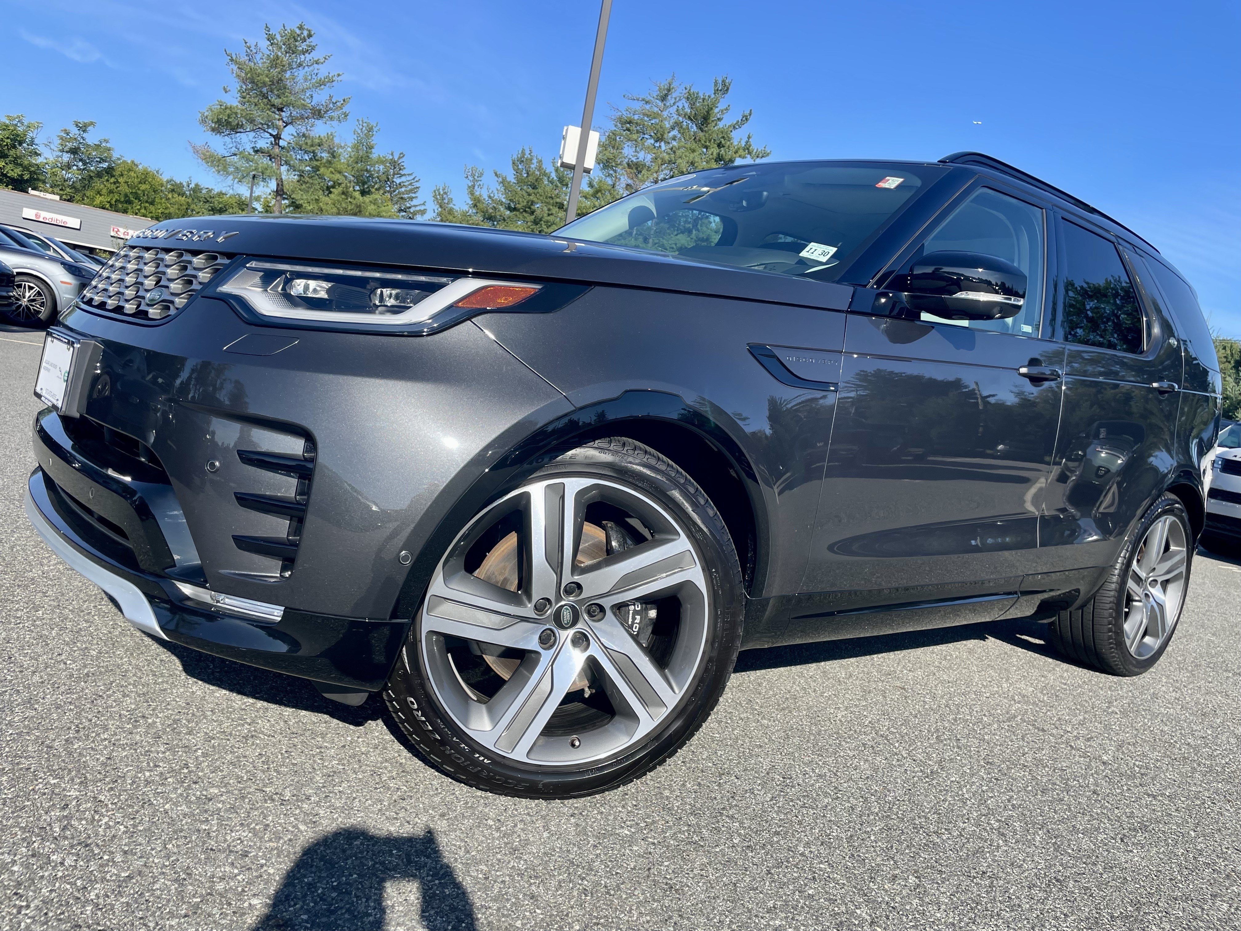 Certified 2025 Land Rover Discovery Metropolitan Edition