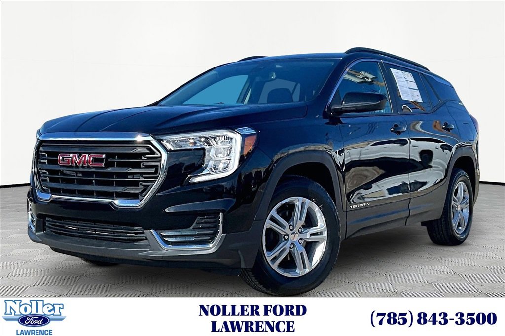 Used 2022 GMC Terrain SLE w/ Driver Convenience Package image 1
