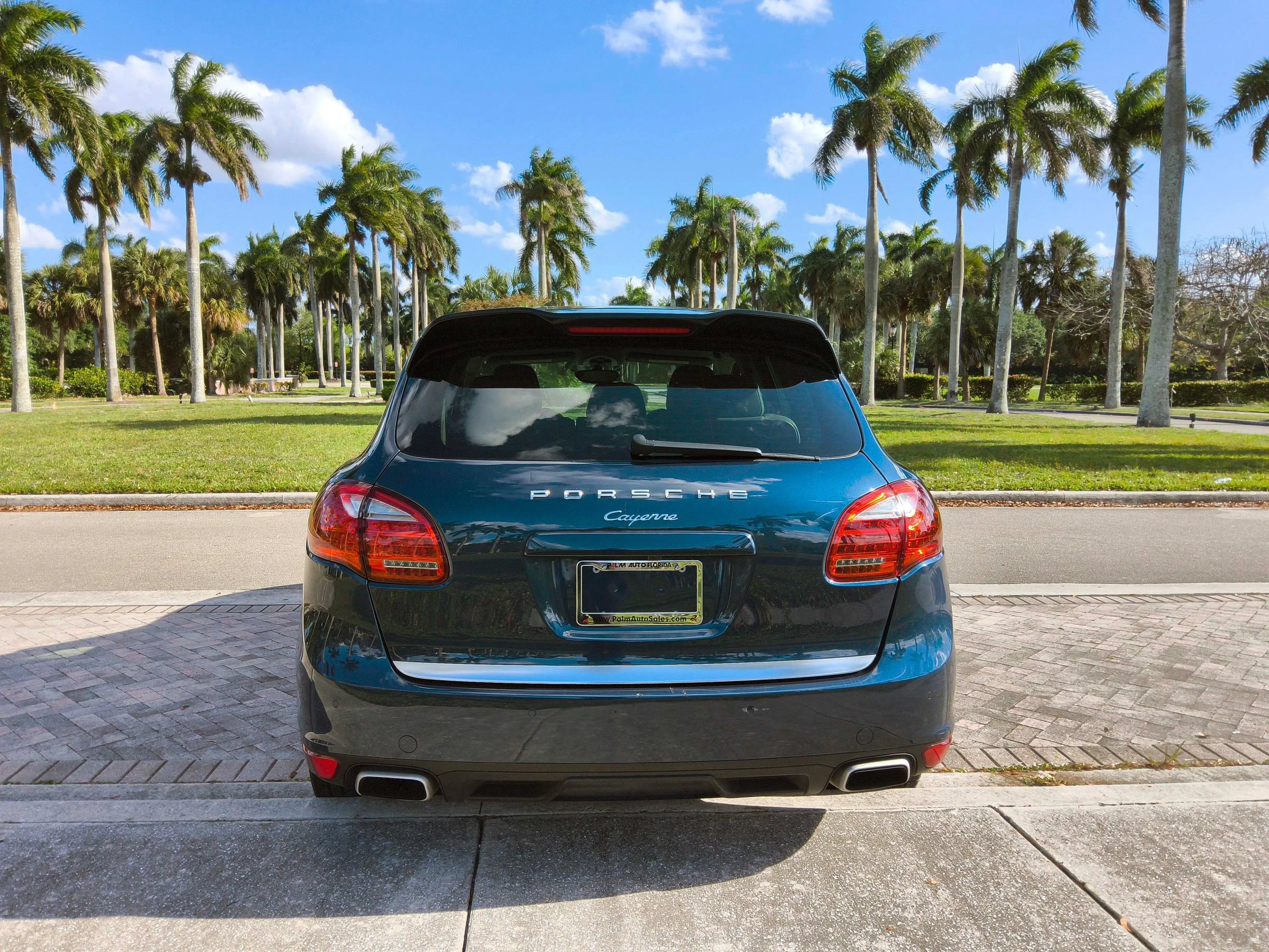 Used 2014 Porsche Cayenne AWD/4WD image 17