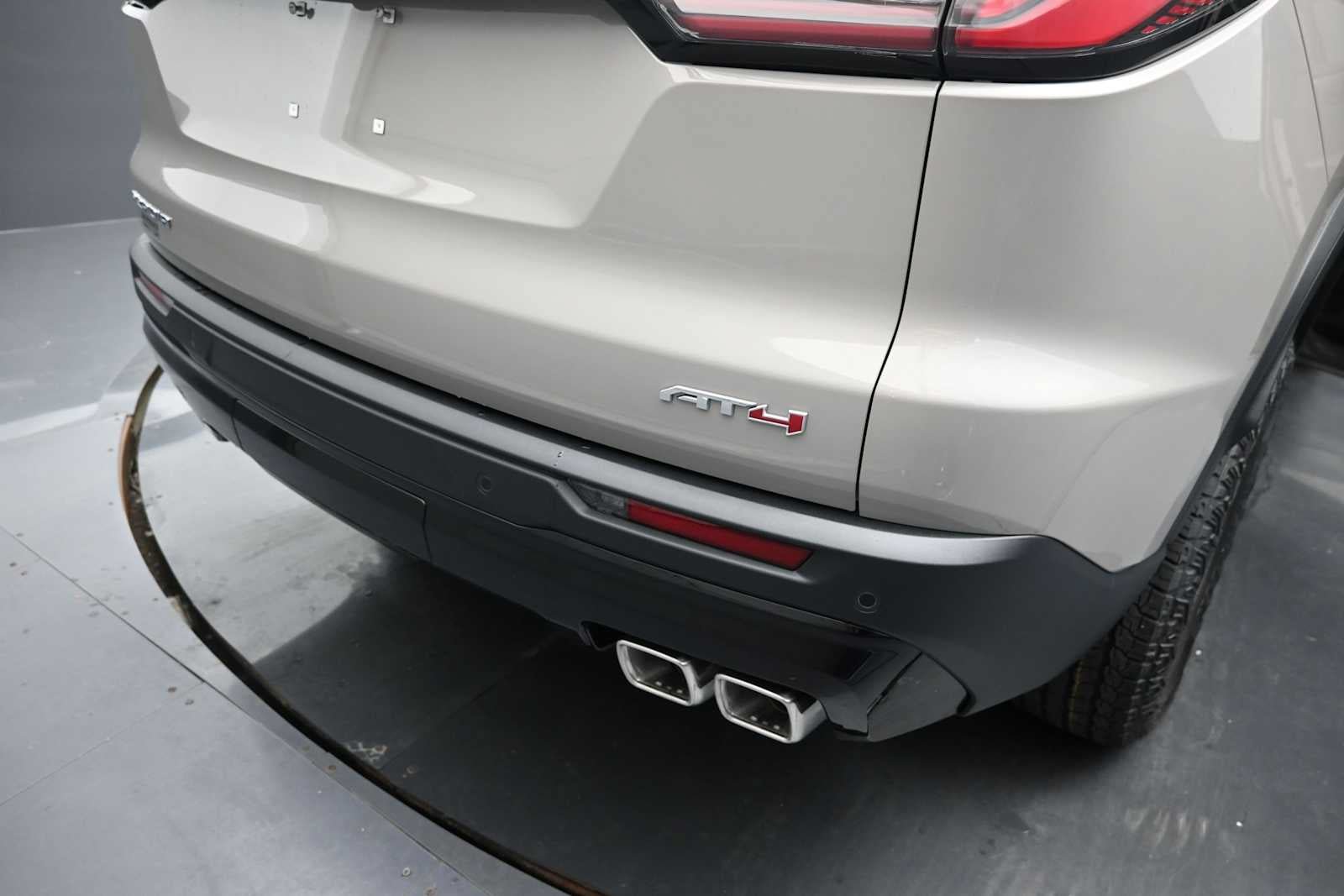New 2026 GMC Acadia AT4 w/ Luxury Package AWD/4WD image 10