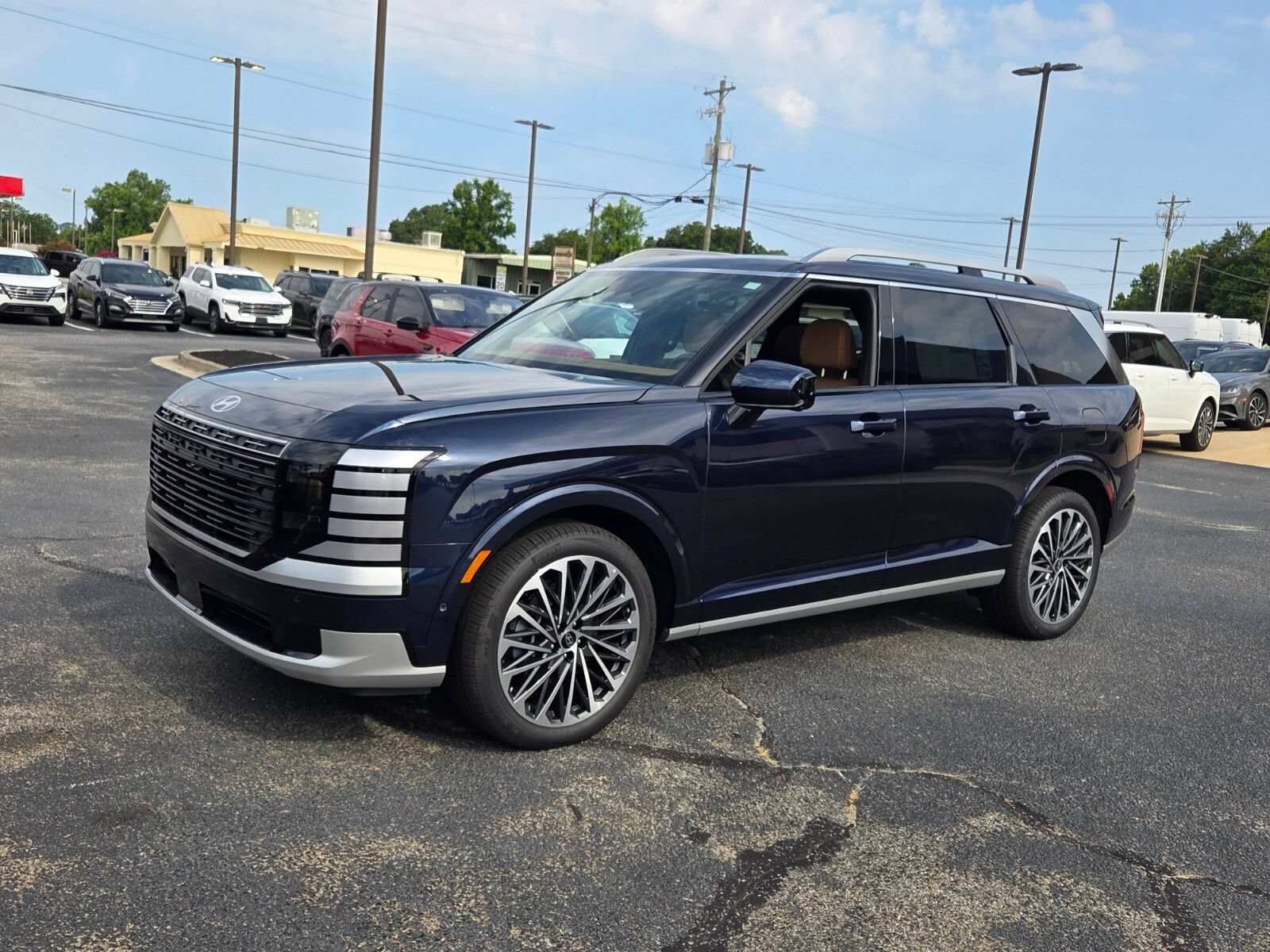 New 2026 Hyundai Palisade Calligraphy FWD image 3