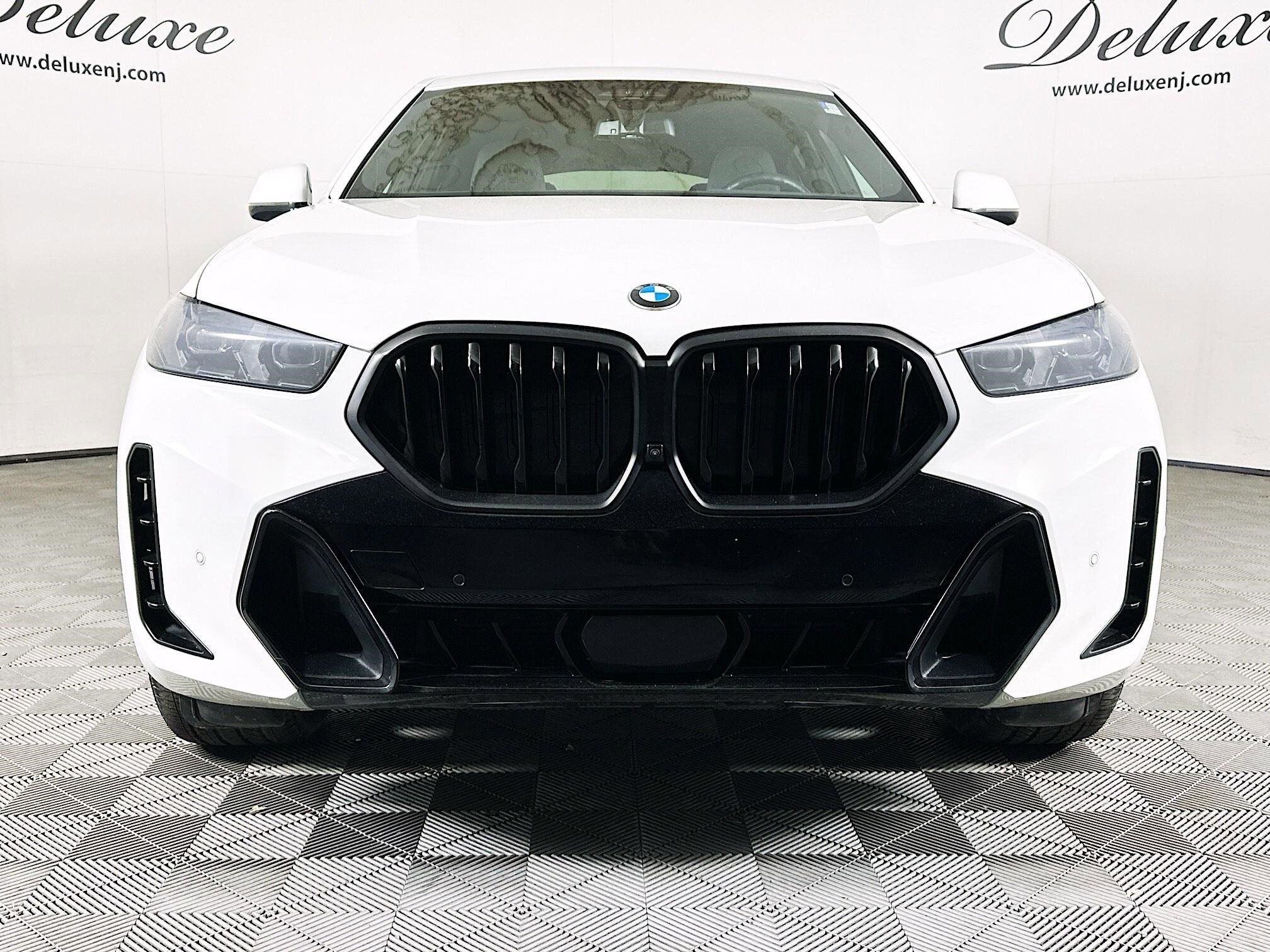 Used 2024 BMW X6 xDrive40i w/ Executive Package AWD/4WD image 2