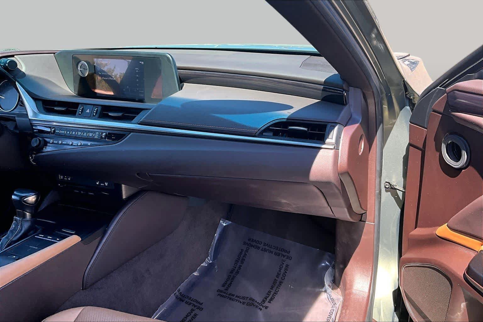 Used 2020 Lexus ES 350 w/ Premium Package FWD image 18