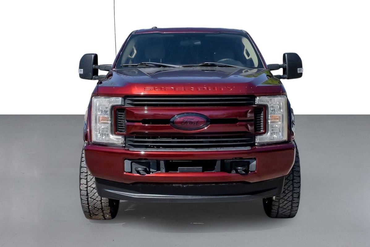 Used 2017 Ford F250 XLT image 3