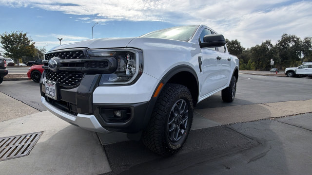 Used 2025 Ford Ranger XLT w/ FX4 Off-Road Package AWD/4WD image 9