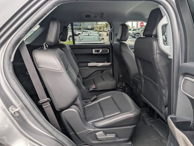Used 2023 Ford Explorer XLT w/ Equipment Group 202A image 16
