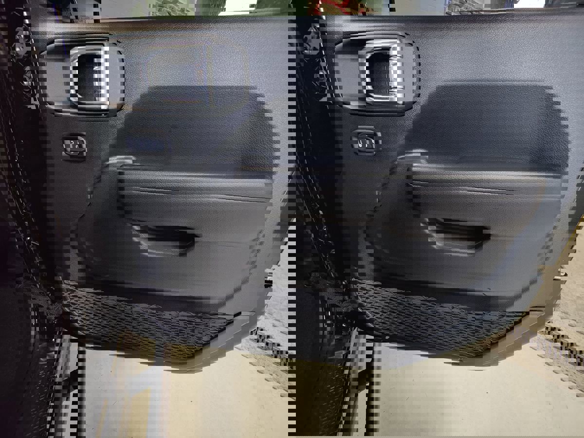 Used 2021 Jeep Gladiator Rubicon image 14