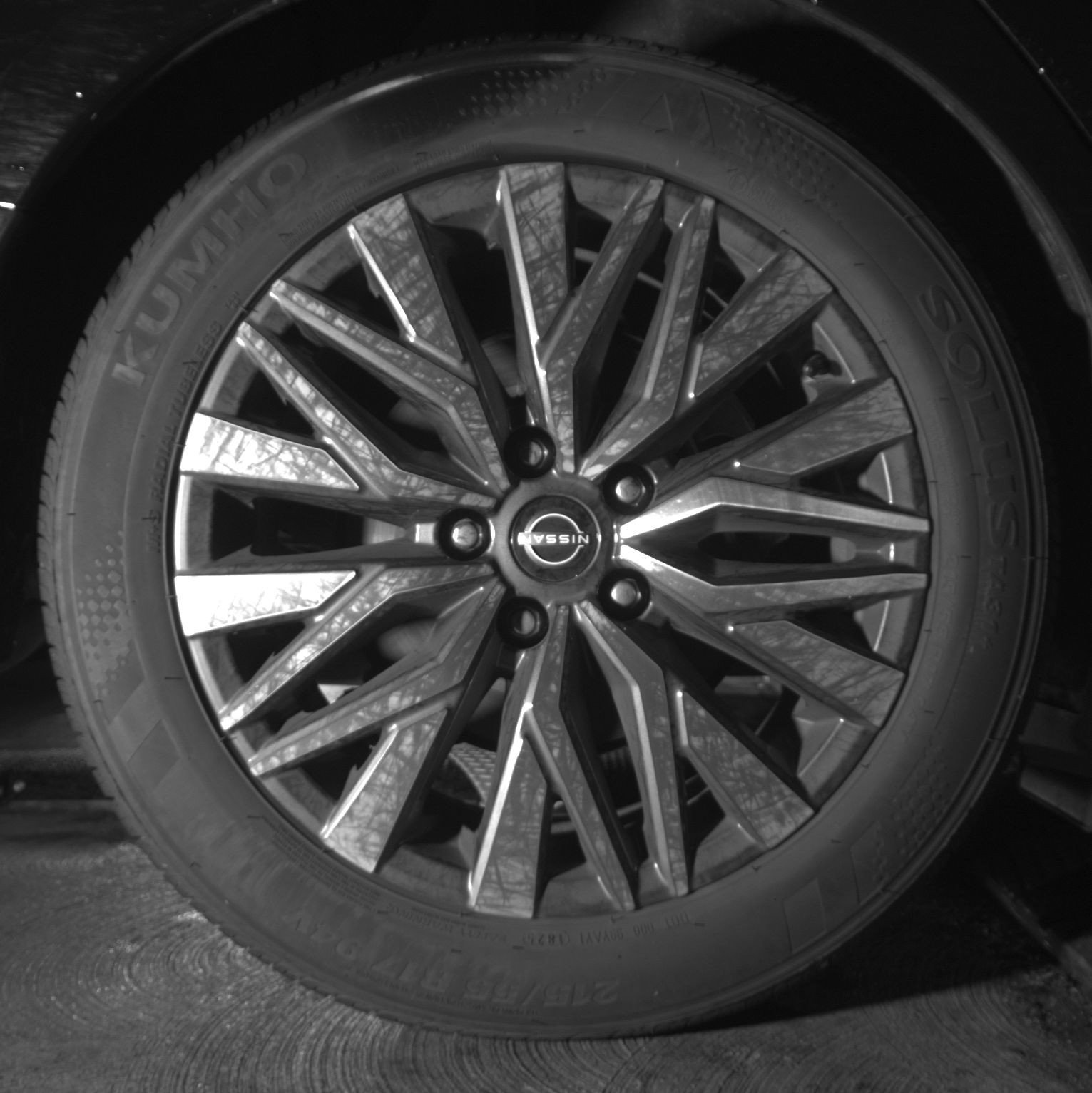 Used 2025 Nissan Altima 2.5 SV FWD image 15
