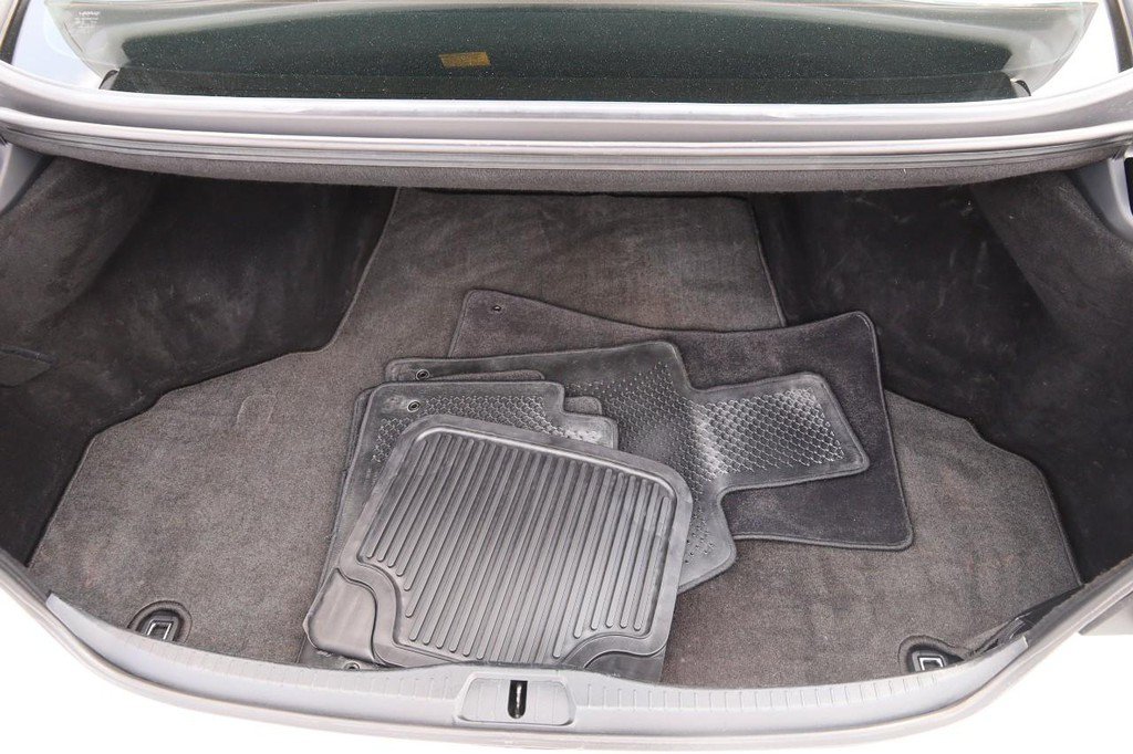 Used 2012 Lexus LS 460 w/ Comfort Pkg RWD image 7