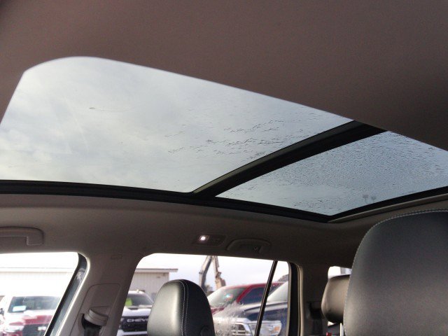 Used 2022 Volkswagen Atlas SE image 16