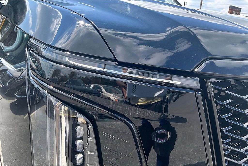 Certified 2026 Cadillac Escalade Platinum Sport w/ LPO, ONYX Package image 33