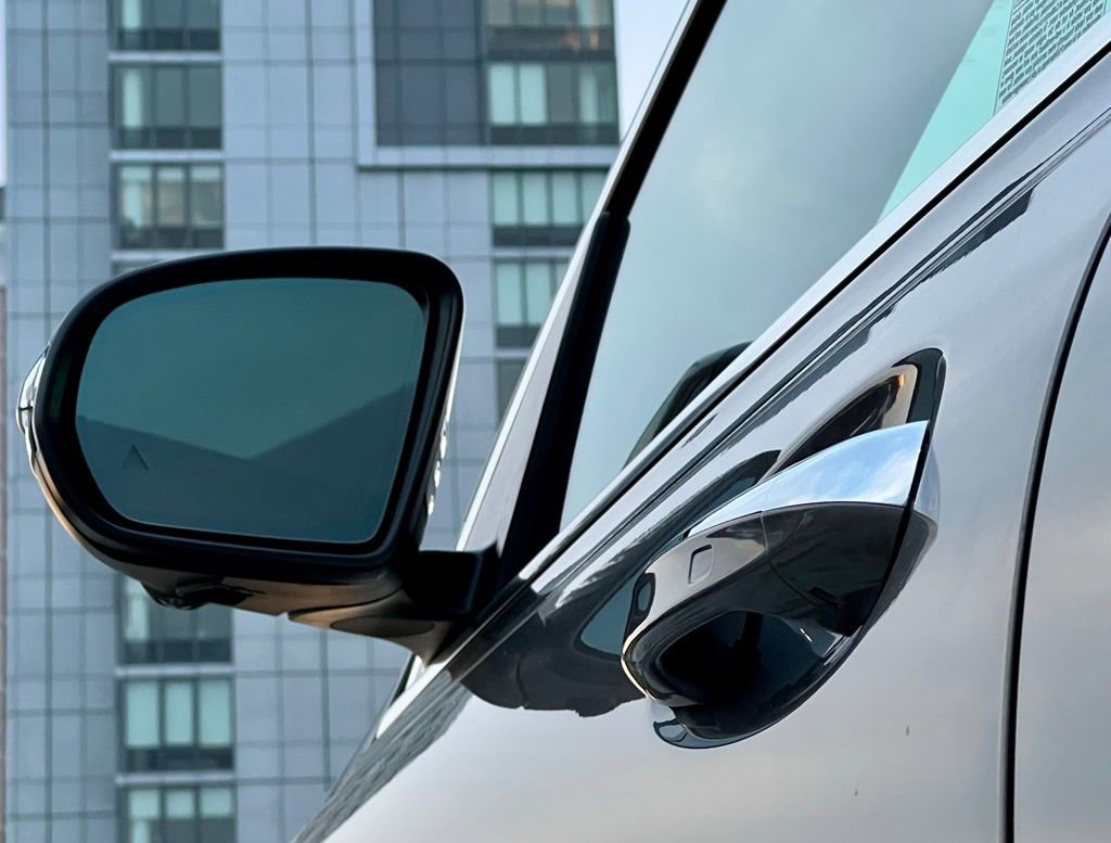 Certified 2026 Mercedes-Benz GLB 250 4MATIC image 11