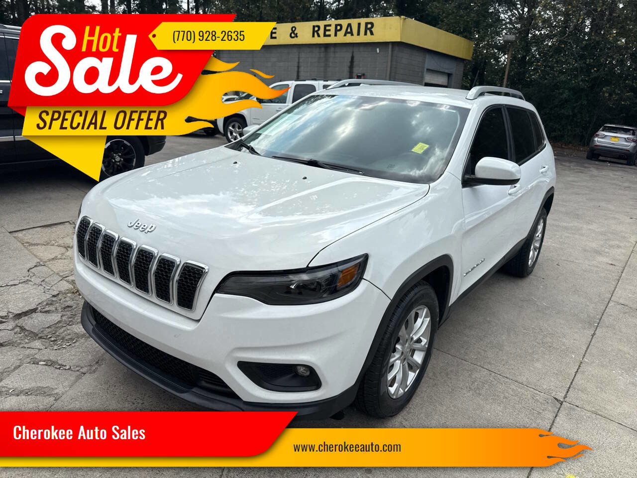 Used 2019 Jeep Cherokee Latitude w/ Popular Appearance Group