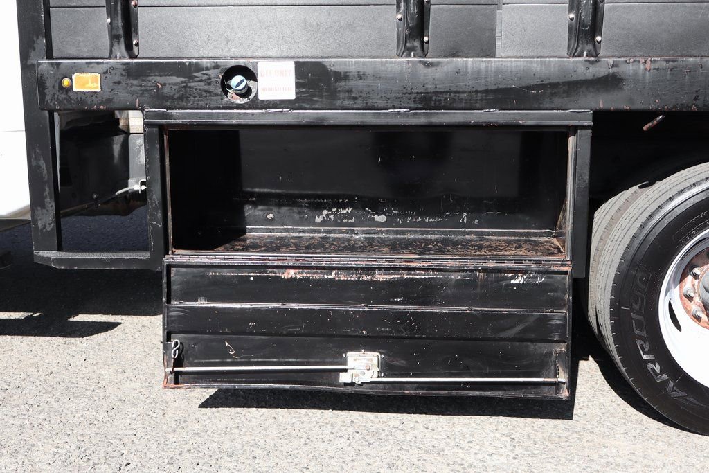 Used 2017 Ford F550 4x4 Crew Cab Super Duty image 6