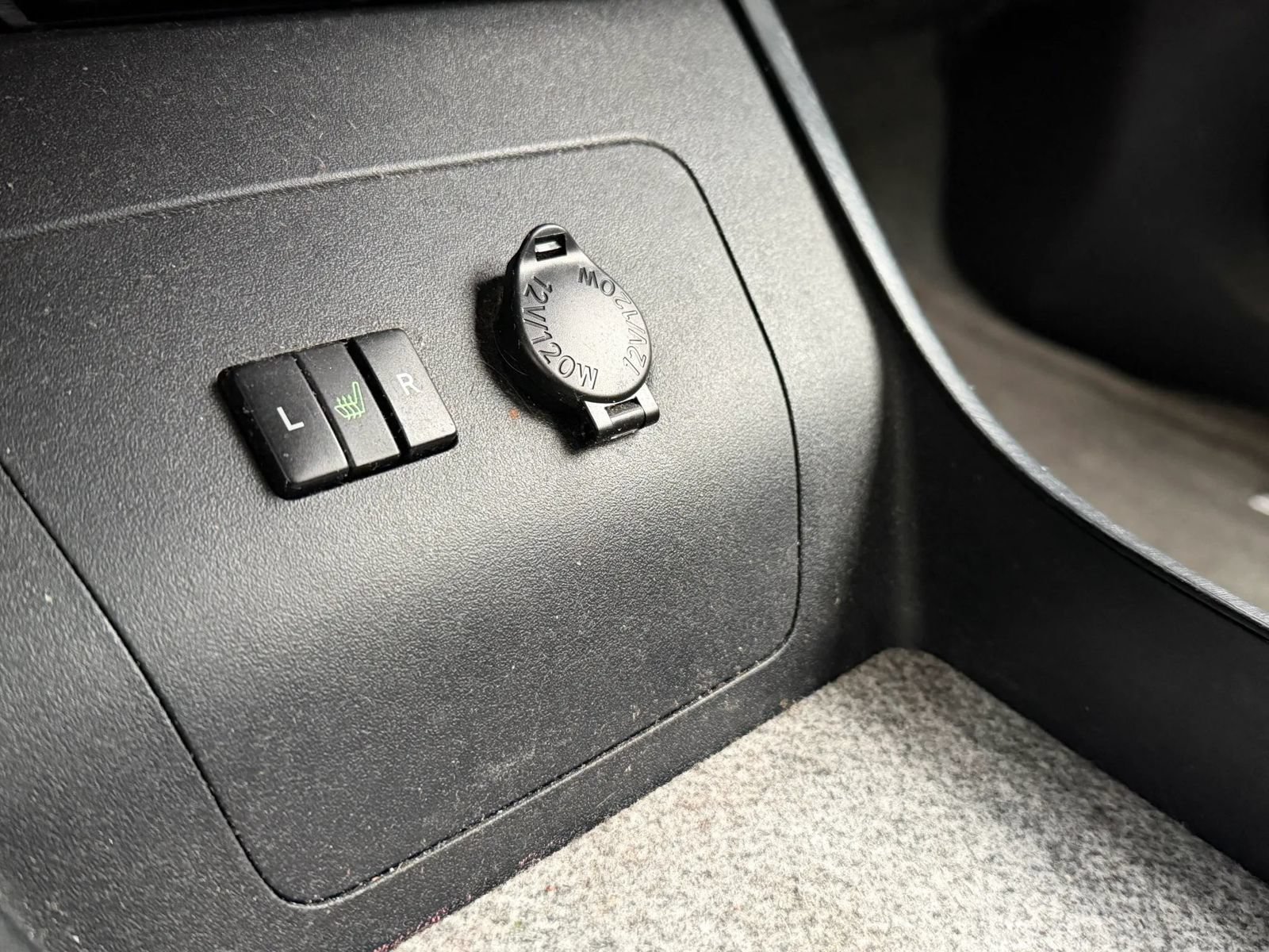 Used 2014 Toyota Prius Four FWD image 52