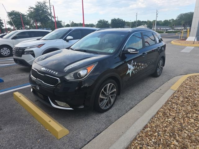Used 2019 Kia Niro Touring FWD image 2