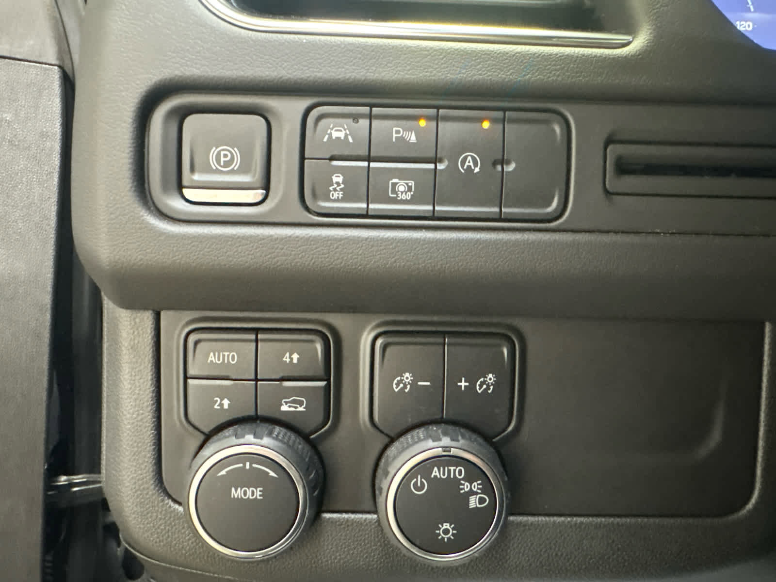 Used 2023 Chevrolet Tahoe LT w/ LT Signature Plus Package image 22