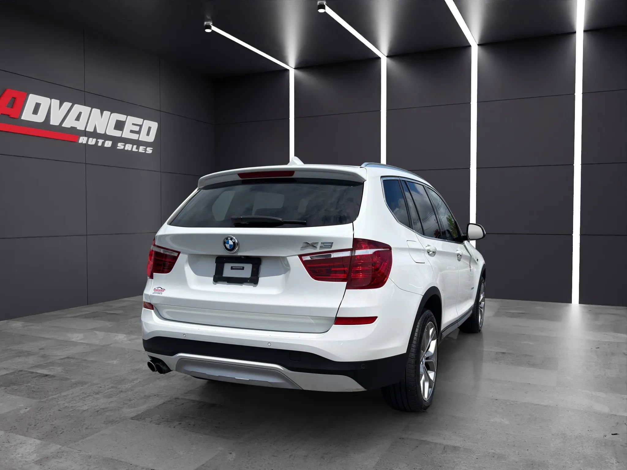 Used 2017 BMW X3 xDrive28i AWD/4WD image 6