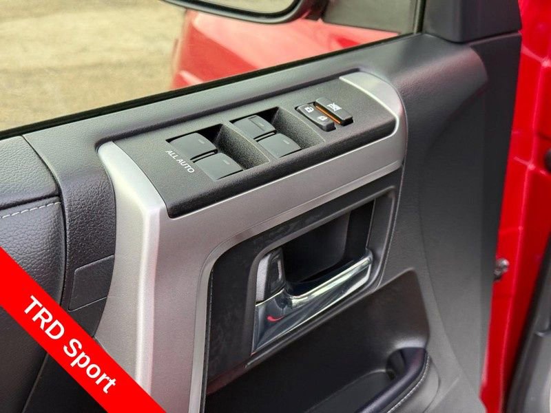 Used 2024 Toyota 4Runner TRD Sport AWD/4WD image 18