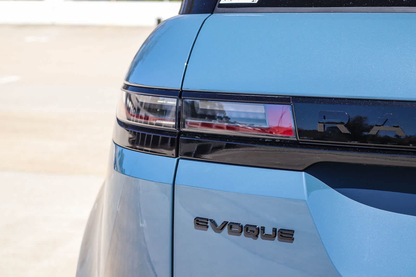 New 2026 Land Rover Range Rover Evoque S AWD/4WD image 7