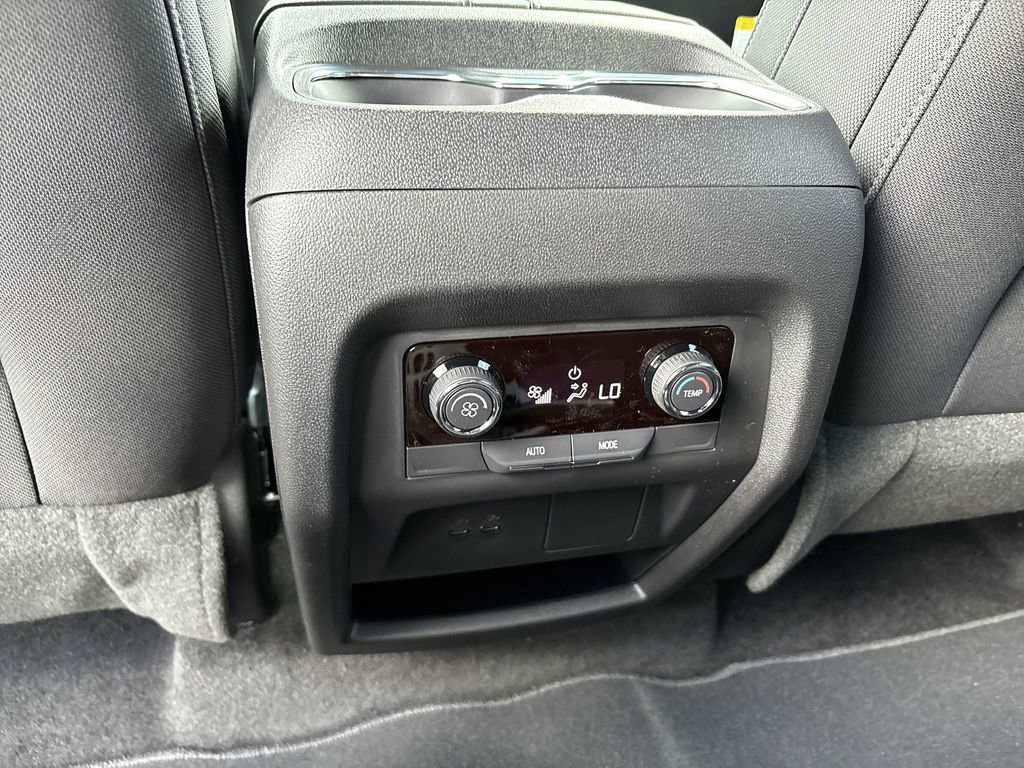 New 2026 Chevrolet Traverse LT image 22