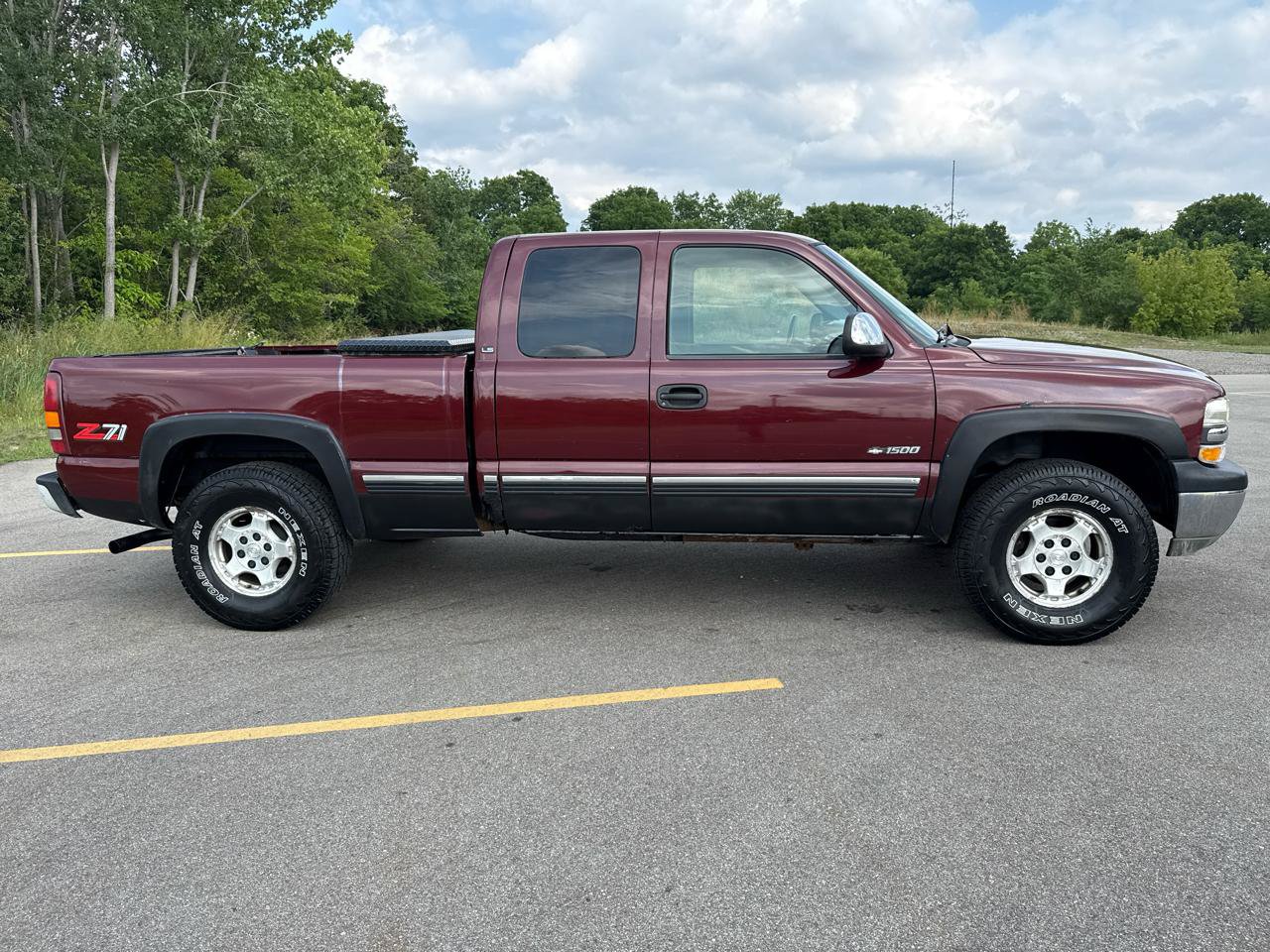 Used 2000 Chevrolet Silverado 1500 LS AWD/4WD image 4