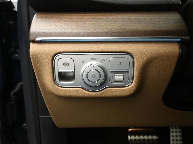 New 2026 Mercedes-Benz GLS 450 4MATIC image 18