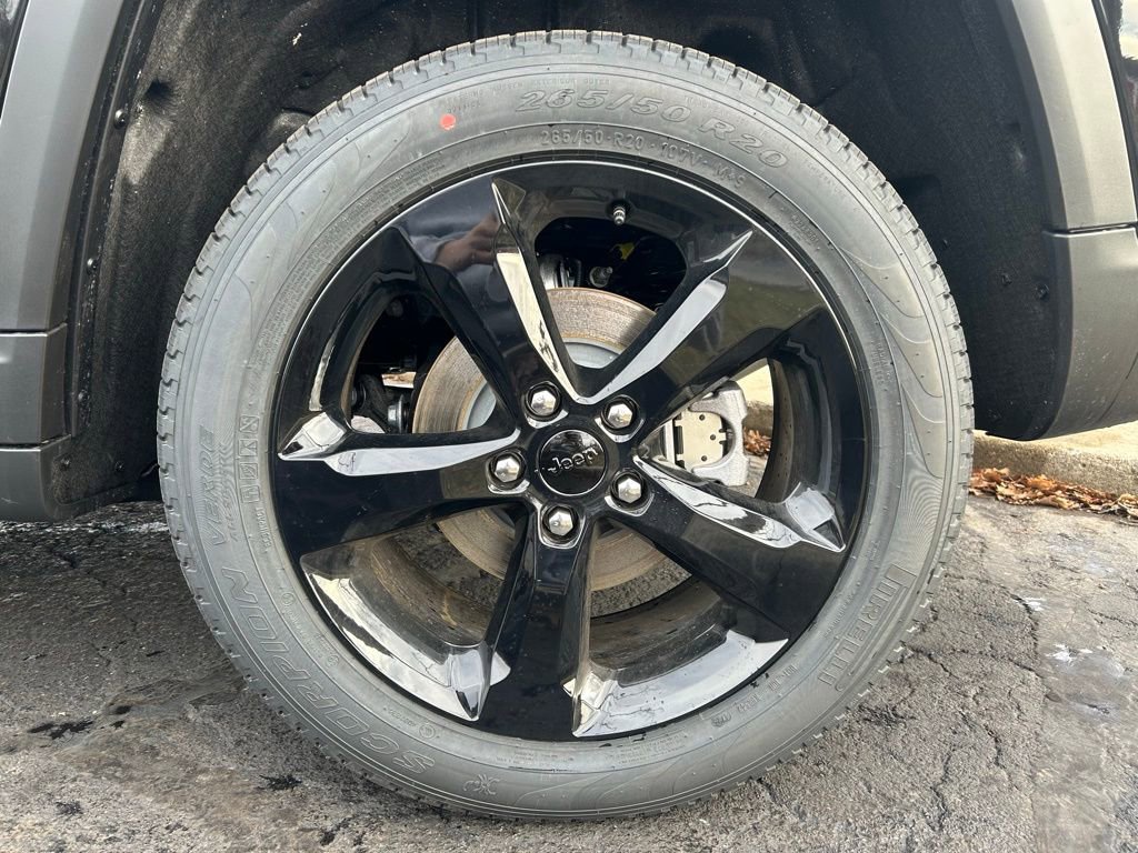 New 2025 Jeep Grand Cherokee Limited image 28