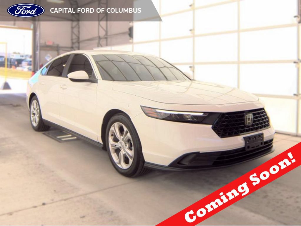 Used 2025 Honda Accord LX image 1