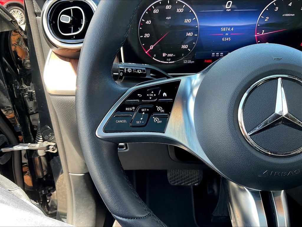 Used 2026 Mercedes-Benz GLC 300 4MATIC image 13